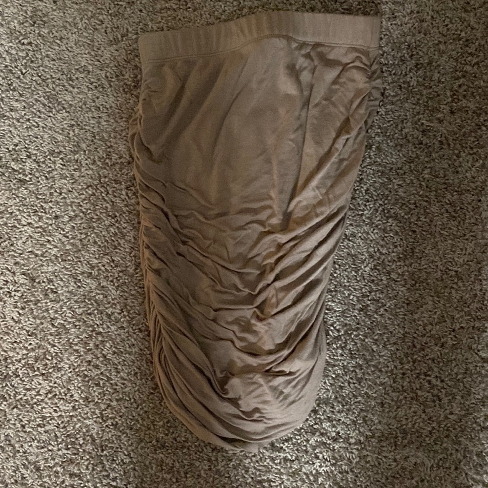 Tan short skirt